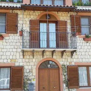 La Casa In Pietra Bed & Breakfast